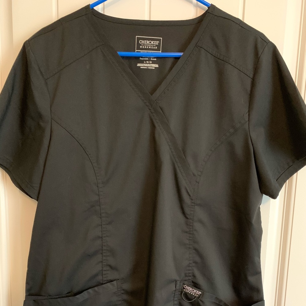 Cherokee Revolution Scrub Top - Black - Large